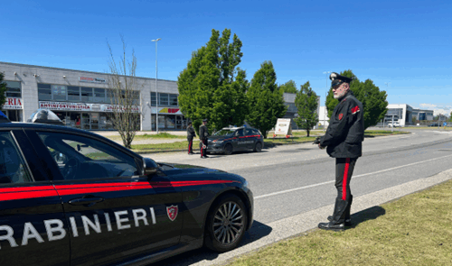Tre minori denunciate dopo aver picchiato e derubato due coetanee