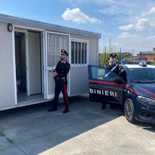 Container rubato ritrovato in un autodromo: tre denunciati nel Pavese per furto e ricettazione