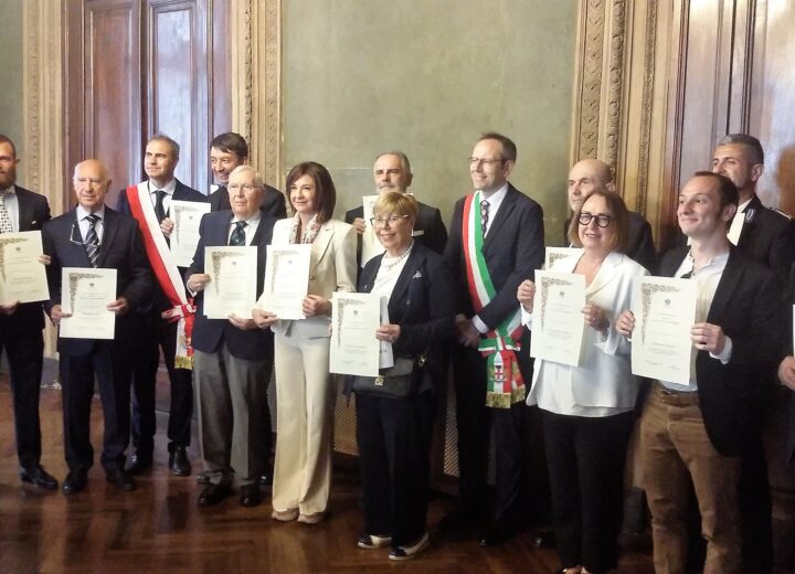 857° compleanno di Alessandria: consegnati i Gagliaudi d’oro e le benemerenze a 12 cittadini