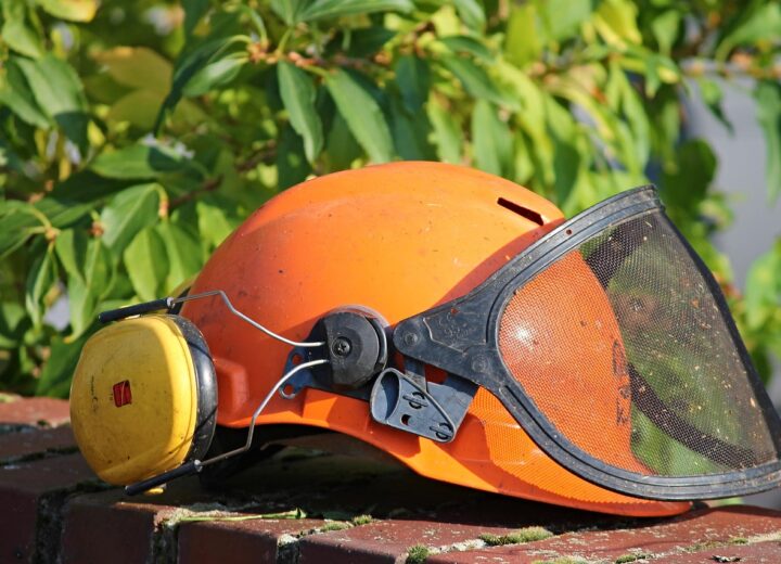Sfalci dell’erba ad Alessandria: il calendario degli interventi fino a venerdì 9 maggio