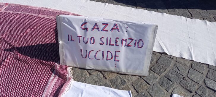 In provincia tanti lenzuoli bianchi per ricordare i palestinesi uccisi a Gaza