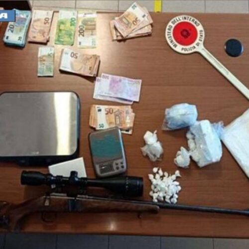Operazione antidroga a Vigevano: due arresti e sequestrati 8 etti di cocaina, 5 mila euro e un fucile rubato