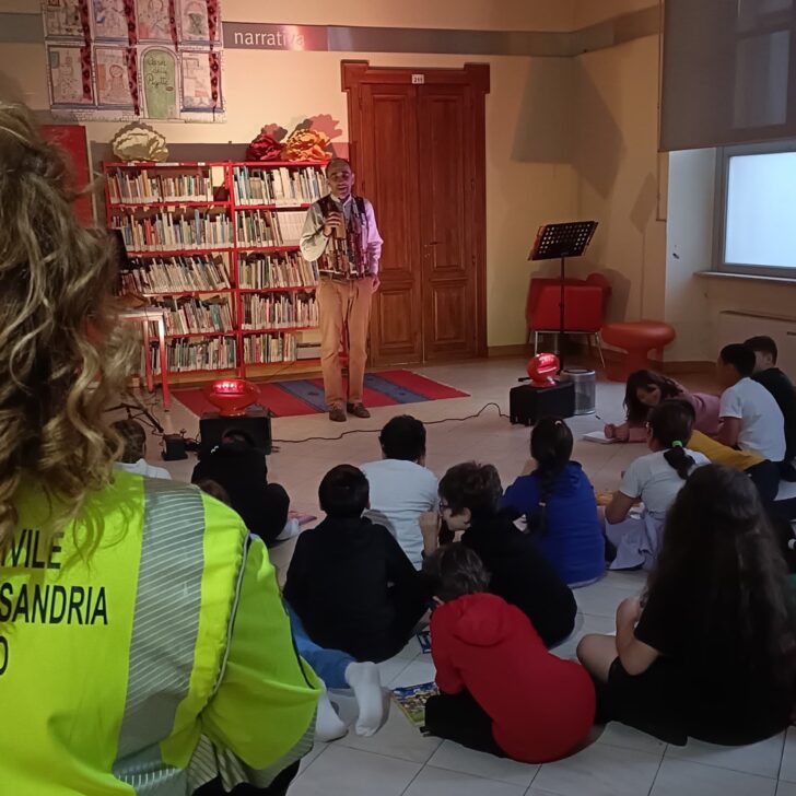 Speciale notte in biblioteca per un gruppo di bambini grazie a Librinfesta