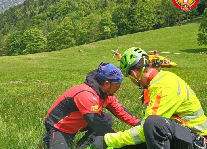 Precipita con il parapendio in fase di atterraggio: soccorsa una donna nel Torinese
