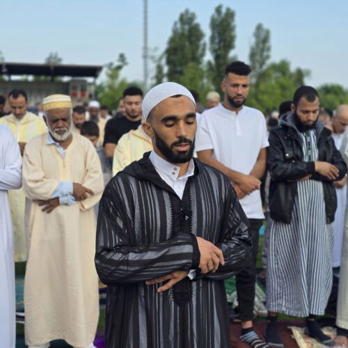 Centinaia in festa al Cattaneo per la “Pasqua dei musulmani”
