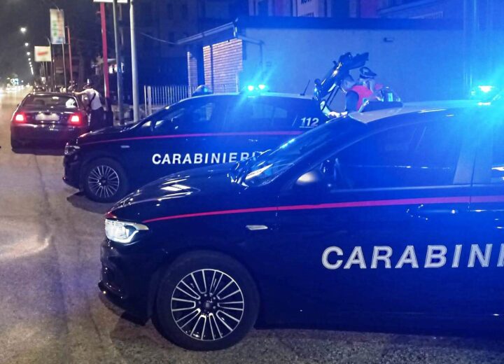Controlli dei Carabinieri nel Novese: denunciati un motociclista ubriaco e un giovane senza patente