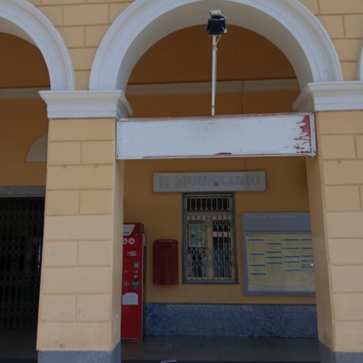 “Degrado alla stazione, sindaco solleciti riqualificazione e bonifica”: a Casale la minoranza alza la voce