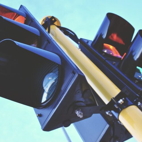 Contro il blocco dei diesel Euro 5 in Piemonte semafori con attese più brevi grazie all’Intelligenza Artificiale