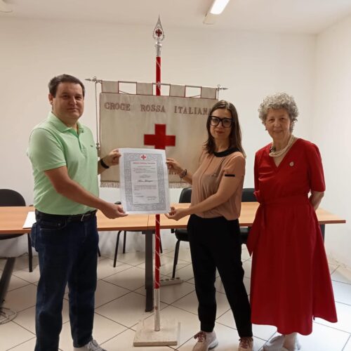 La Croce Rossa di Voghera assegna la medaglia di benemerenza all’editore Marco Montagna