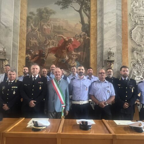 Valenza premia l’impegno e i risultati degli agenti della Polizia Locale