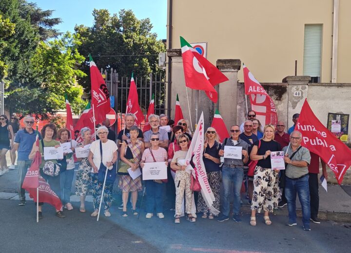 Presidio per i consultori. Cgil e Spi: “Fondamentali, serve incrementarli e potenziarli”