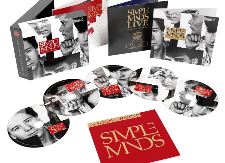 Simple Minds pubblicano una edizione speciale in 5 CD di Once Upon A Time