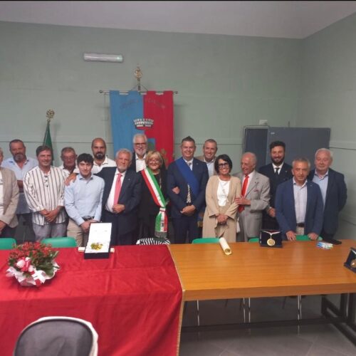 Ricaldone assegna il “Moscatello d’Oro” 2025 a  Renga e Riboldi. “Mani Intelligenti” a Fabrizio Bertola