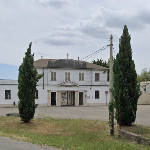 Cimitero di Casale, la minoranza sollecita il sindaco: “Taglio del personale ha generato abbandono e degrado”