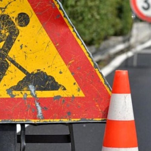 La proroga del cantiere per il teleriscaldamento in via Aspromonte allunga i disagi ed esaspera residente