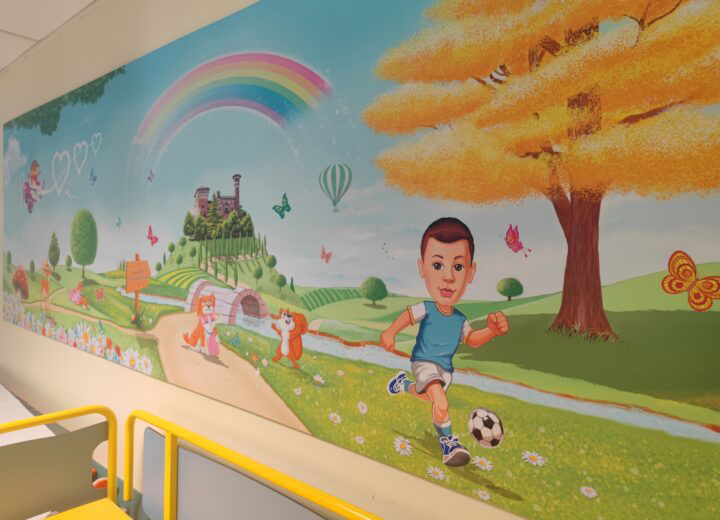 Un viaggio tra colori, animali, gnomi e castelli: il Pronto Soccorso dell’Ospedale Infantile regalerà sorrisi