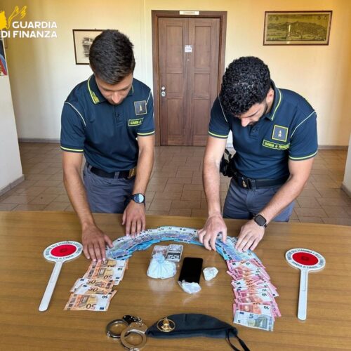 Cocaina in auto e in casa: un arresto e una denuncia della Guardia di Finanza a Novi Ligure