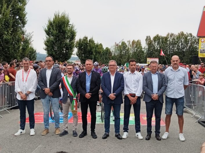 Altro giorno di festa in Piemonte con la Vuelta: a Limone vince Vingegaard