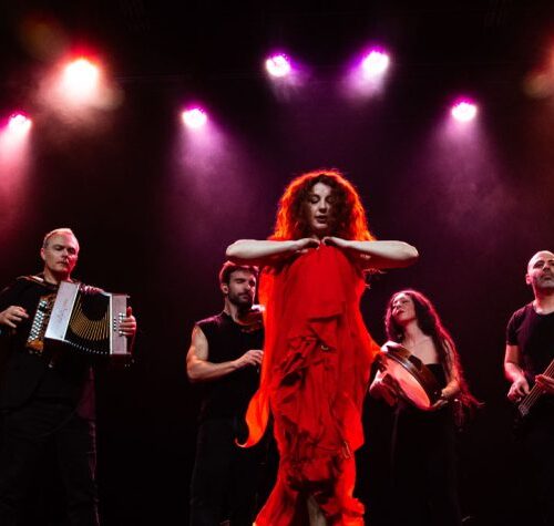 Il Canzoniere Grecanico Salentino festeggia a Milano i 50 anni di carriera