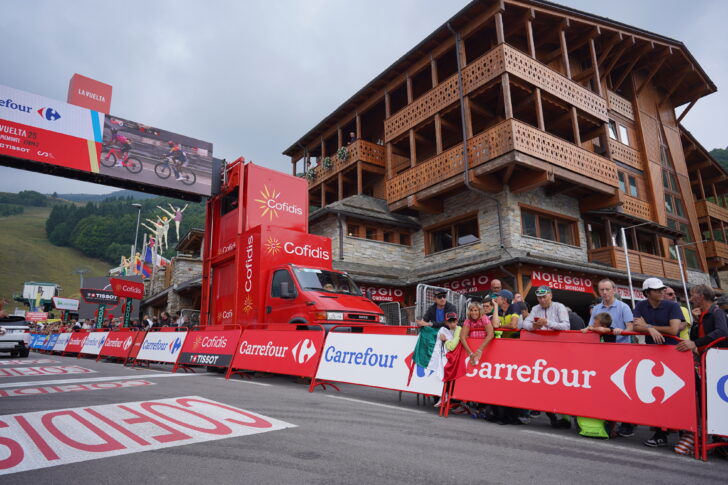 Altro giorno di festa in Piemonte con la Vuelta: a Limone vince Vingegaard