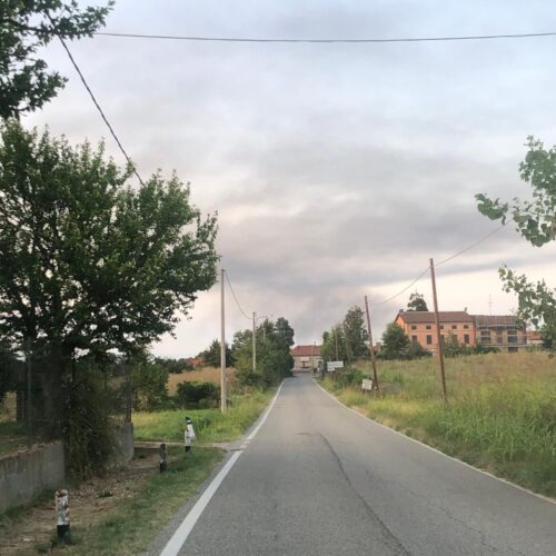 Incendio a Pomaro fumo visibile a km di distanza