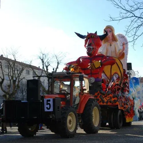 Carri di Carnevale. Protopapa (Lega): “Verso una deroga al Codice della Strada per l’uso dei trattori”