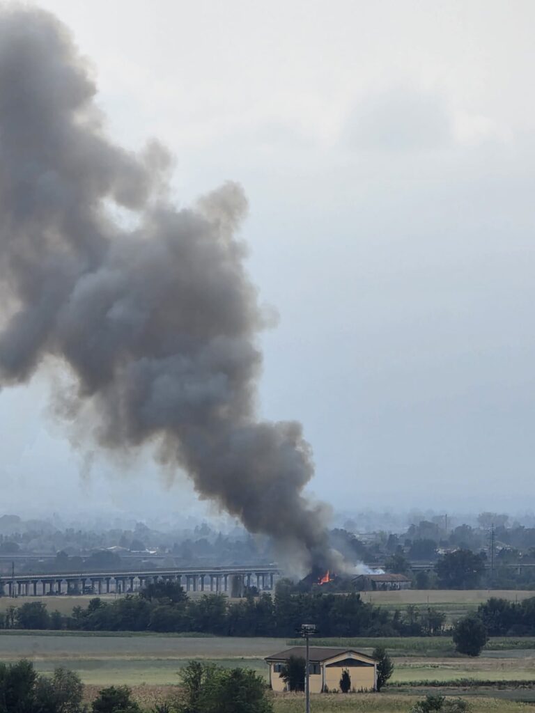 Incendio domenica 24 agosto 2025