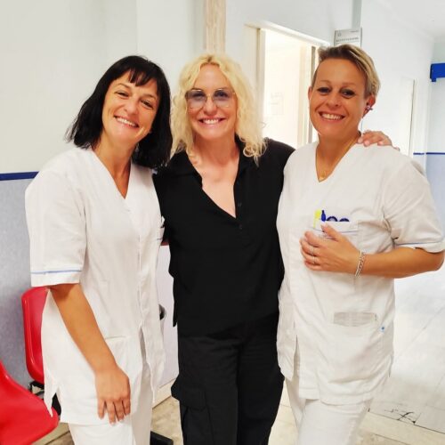 Il saluto di Antonella Clerici alle infermiere dell’Ospedale San Giacomo di Novi Ligure