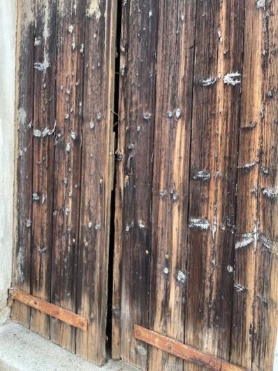 Urla, schiamazzi e atti vandalici notturni a Solero, sindaco: “Pronti a denunciare ai Carabinieri”