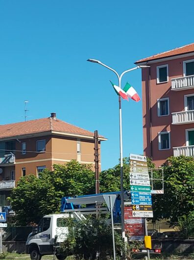 Verso il raduno di raggruppamento degli Alpini: ad Alessandria tante bandiere tricolori