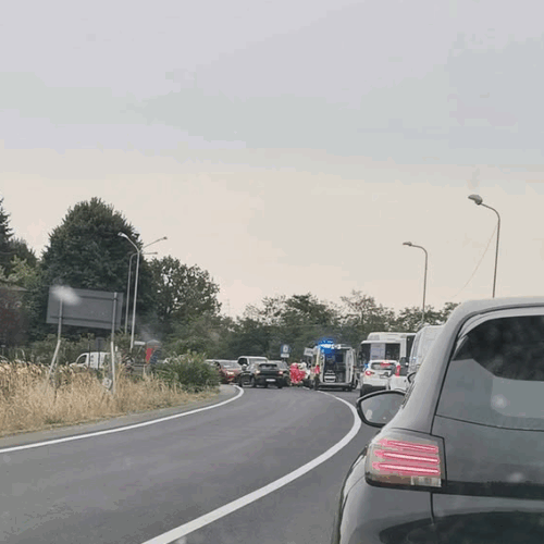 Incidente tra Litta e Spinetta: più mezzi coinvolti e tratto bloccato