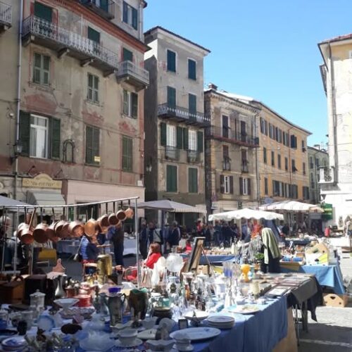 A Ovada torna il Mercatino dell’antiquariato e dell’usato