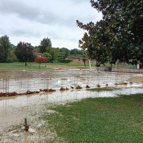 Piscine di Cassine allagate da acqua e fango
