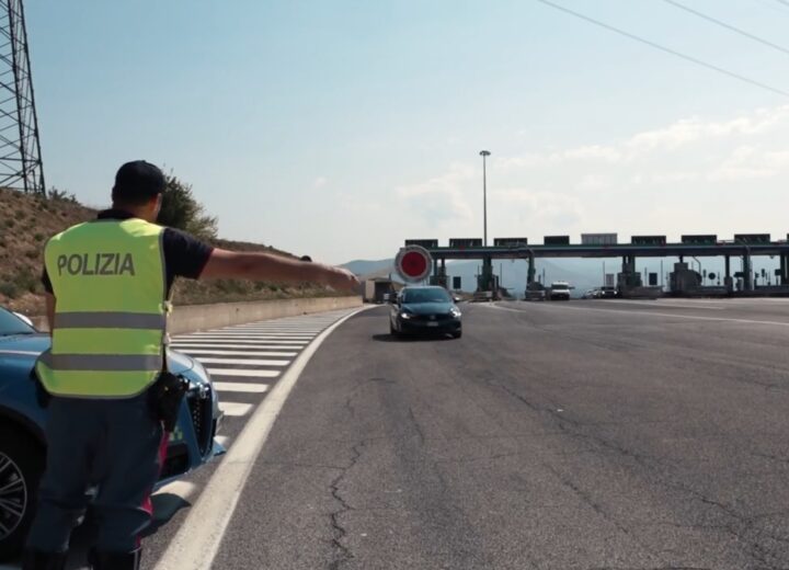 La Polizia di Stato al fianco dei cittadini in viaggio