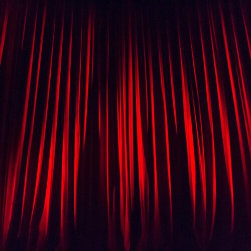 Ad Alessandria riapre la scuola di teatro I Pochi: mercoledì 24 settembre lezione di prova gratuita