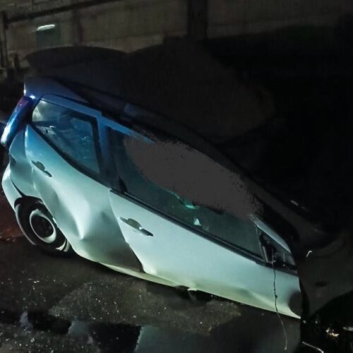 È deceduta la persona a bordo dell’auto finita contro il tir a Sale