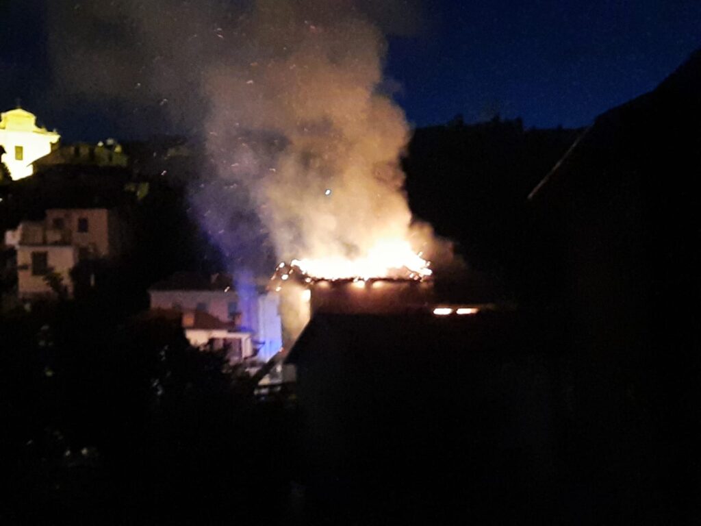 Incendio fienile Castelletto d'Orba