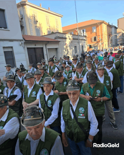 Migliaia di Penne Nere ad Alessandria. Le FOTO della sfilata
