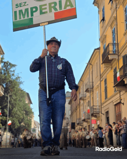 Migliaia di Penne Nere ad Alessandria. Le FOTO della sfilata