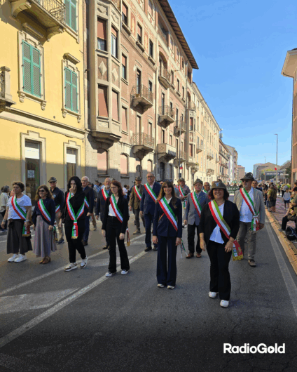 Migliaia di Penne Nere ad Alessandria. Le FOTO della sfilata