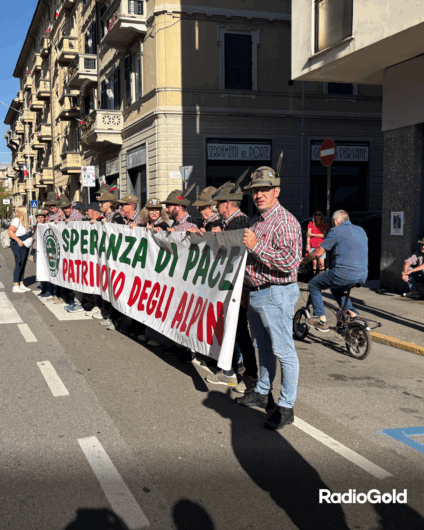 Migliaia di Penne Nere ad Alessandria. Le FOTO della sfilata