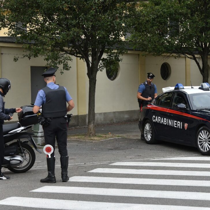 Controlli più robusti a Tortona dopo le segnalazioni dei cittadini: denunce per droga e possesso armi