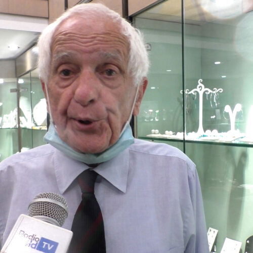 Lunedì l’ultimo saluto ad Aureliano Camurati, storico commerciante e tifoso dei Grigi