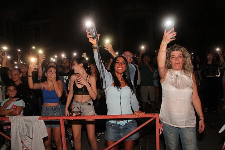 Capodanno Alessandrino 2025: le foto della festa nelle vie del centro