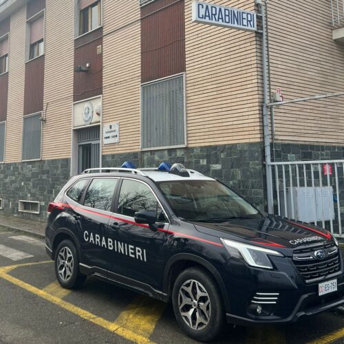 Smascherati grazie all’acume di un Carabiniere: arrestati due giovani in possesso di una carta bancomat rubata