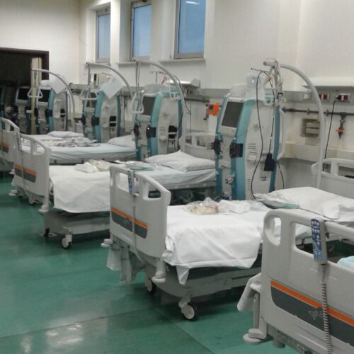 Centro dialisi di Valenza chiuso fino a gennaio per lavori straordinari: il sindaco vuole vederci chiaro