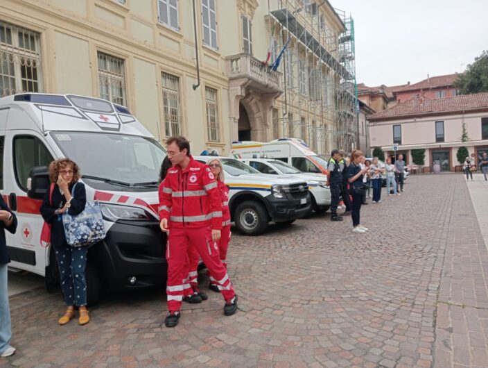 In piazza Duomo il grazie ai tanti volontari alessandrini: “La linfa vitale della città”