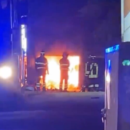 A fuoco alcune masserizie in via Gozzo a Spinetta: nessuna persona intossicata