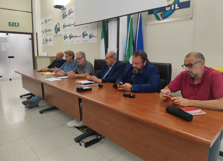 Soste e parcheggi, sindacati contro i licenziamenti: “Comune gestito da burocrati, politici senza idee”