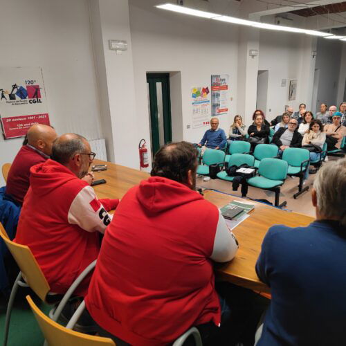 Rischio 21 esuberi in Amag Mobilità, sindacati: “Pronti alle vie legali contro azienda e Comune”